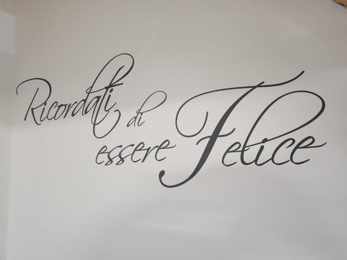 シラクーサIl Cortile Della Patronaアパートメント エクステリア 写真